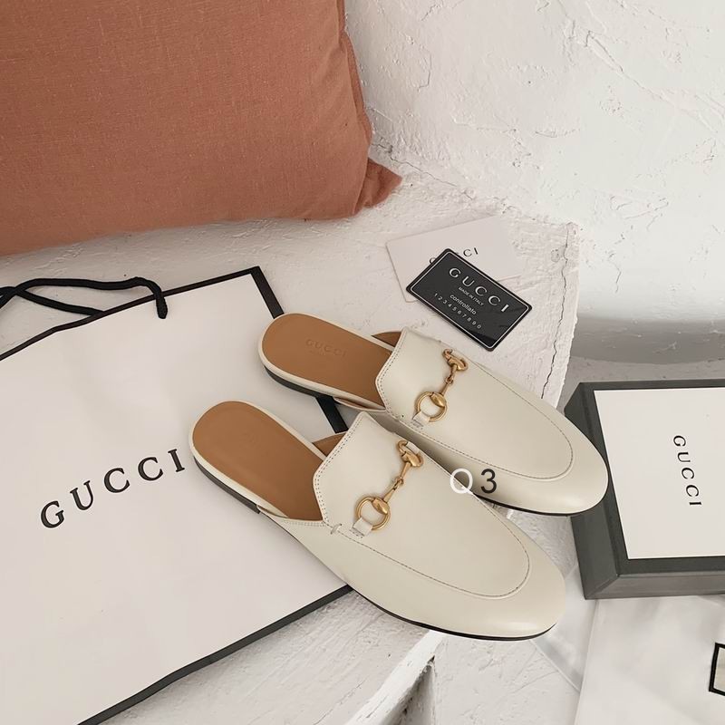 Gucci Women's Shoes 900